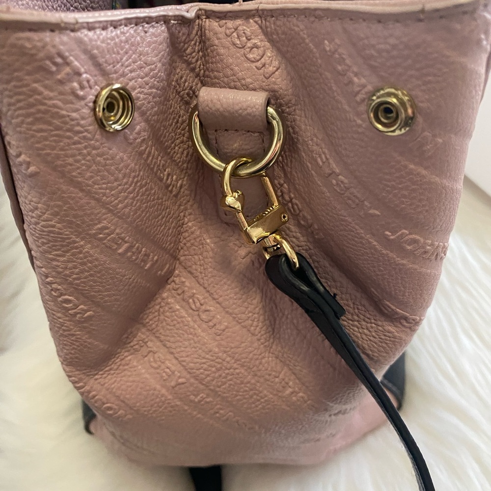 Betsy Johnson Mauve and black heart purse - Picture 8 of 9